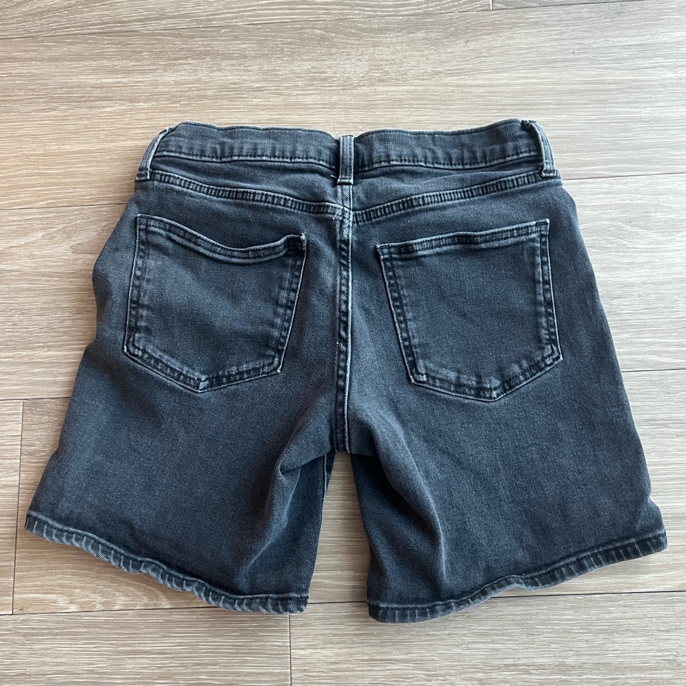 Gap Black Denim Shorts Mid Rise Size 4 - Picture 2 of 3